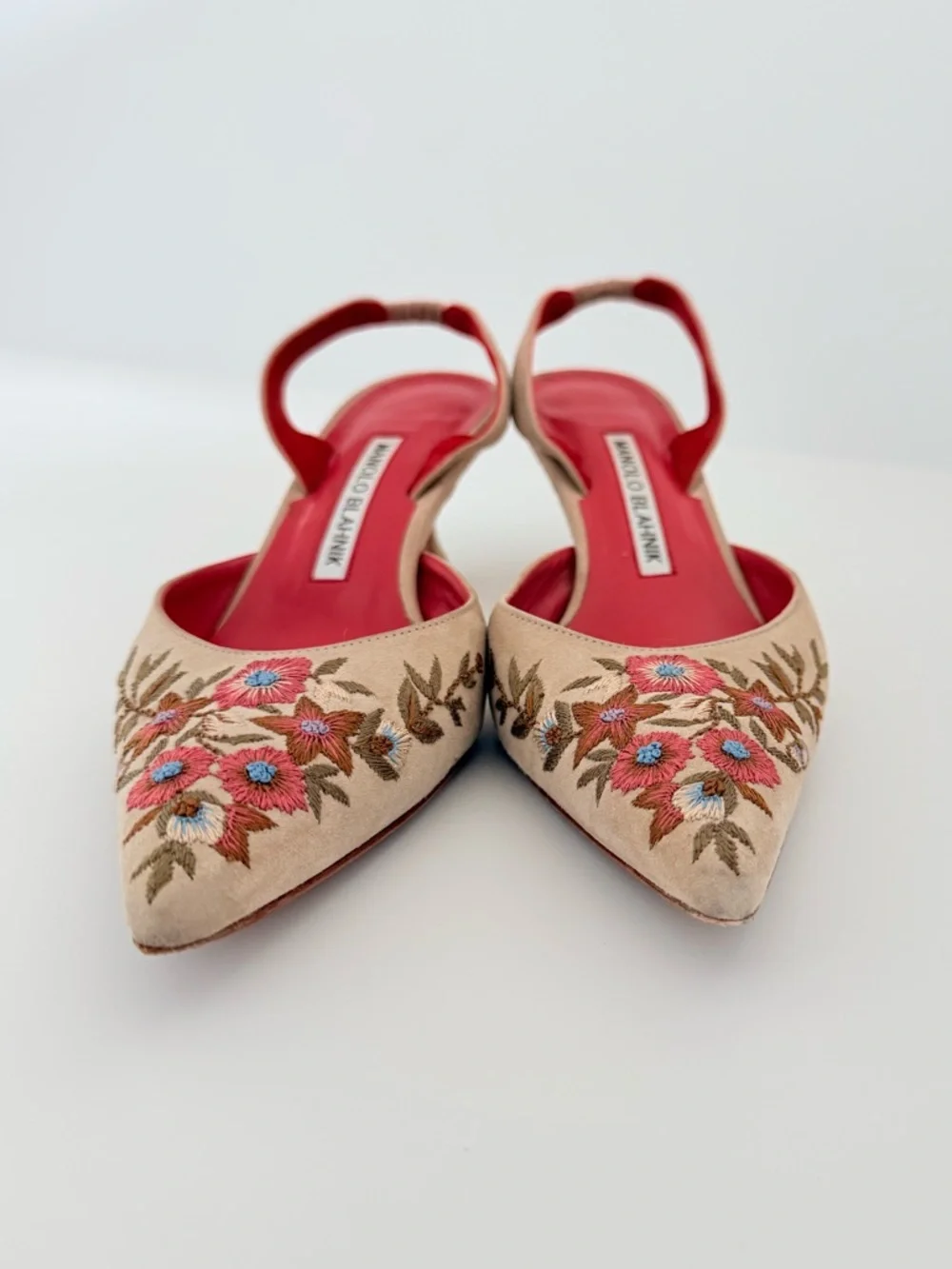 Manolo Blahnik Carolyne Floral Embroidered Slingback Pumps Beige Suede  EU 37 - Picture 6 of 10